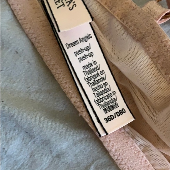 Victoria Secret Dream Angels Push-Up Bra - Picture 5 of 5